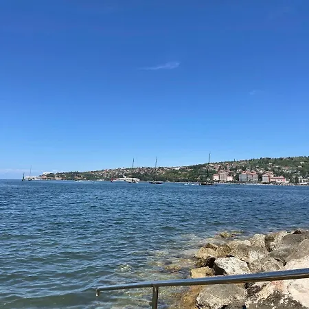 Floating Sea House Marea Apartamento *