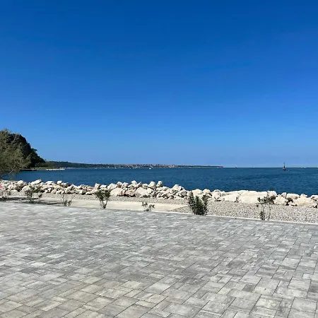 דירה Floating Sea House Marea בפורטורוז