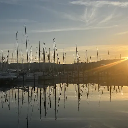 Apartman Floating Sea House Marea