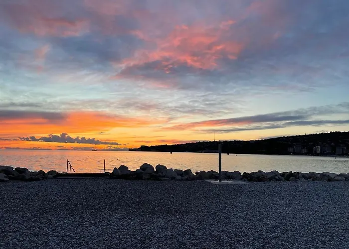 Apartment Floating Sea House Marea