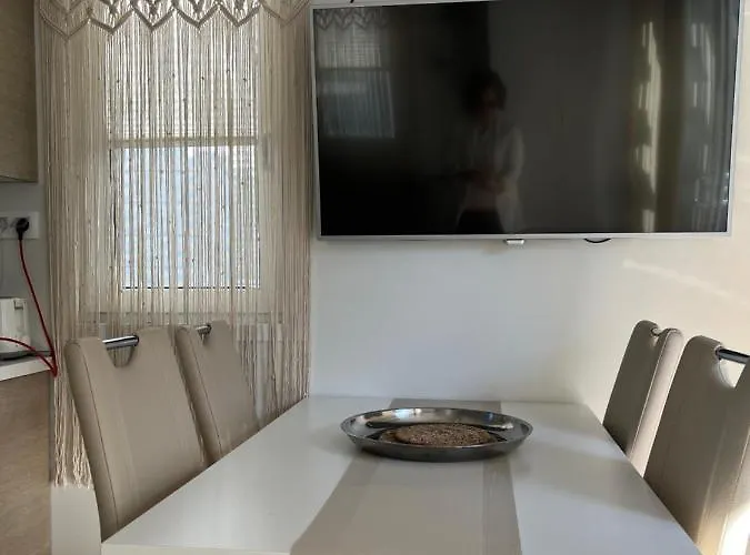 Floating Sea House Marea Apartment *