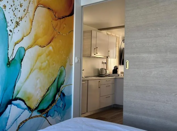 Floating Sea House Marea Apartment *